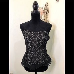WhiteHouseBlackMarket Lace Bustier Sz 4